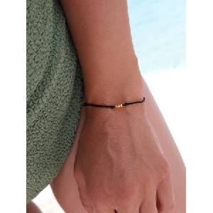  Червен конец с буква (ДСГ5) - kathrynbracelets - 18,99 лв