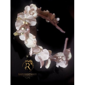 Radi handmade Дизайнерска диадема с светло розови хортензии (904)
