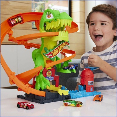 Mattel Hot Wheels CITY T-REX ÚTOČÍ NA HASIČSKOU STANICI
