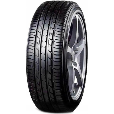 Yokohama Bluearth E70 215/45 R17 87W