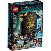 LEGO® Harry Potter™ 76397 Kouzelné momenty z Bradavic: Hodina obrany proti černé magii