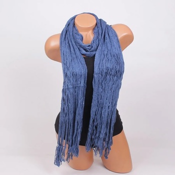 Image 1 of Плетен дамски шал в син цвят с ресни