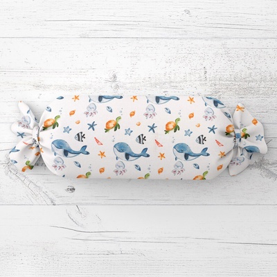 Biante vankúš valec bonbon Sandra SA-660 Modré veľryby a morské zvieratká na bielom 15x40
