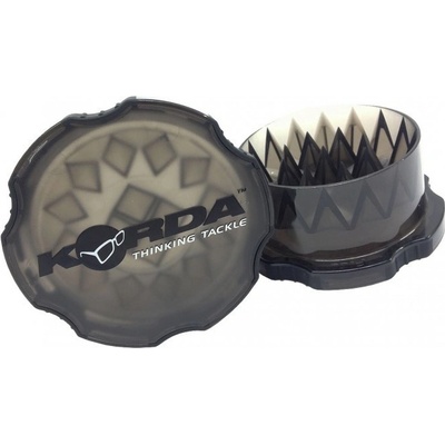 Korda drtič návnad Krusha large velká 18cm