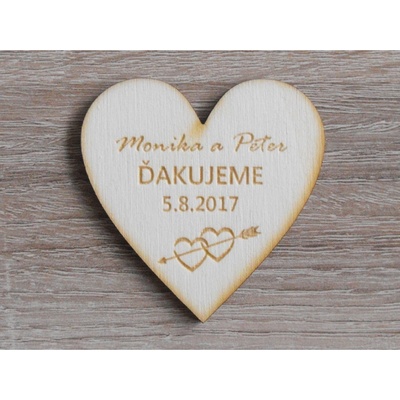 LYMFY | Svadobné magnetky B srdiečka so šípom 55x55x3mm | prírodné drevo