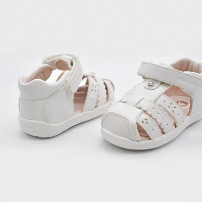 Mayoral Сандали официални в бяло за бебе момиче Майорал
