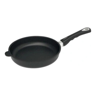 AMT Gastroguss Litinová pánev 24 cm, vhodná na indukci