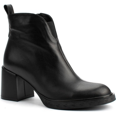 Дамски боти от естествена кожа в черно на ток