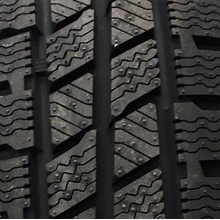 RoadX WC01 215/65 R16 109/107T