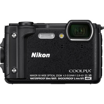 Nikon Coolpix W300 Holiday Kit (VQA070K001)