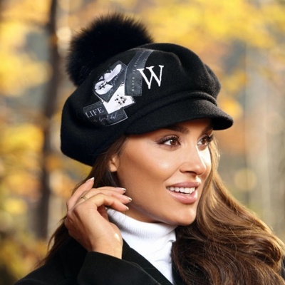 Willi dámský vlněný baret s kšiltem a bambulí W-0397/018 černý