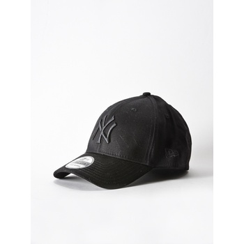 New Era Classic 3930 NY Yankees black on black 13/14