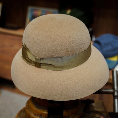 Audrey Velour béžový klobouk Borsalino
