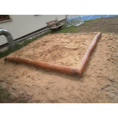 Playground System PIESKOVISKO 3 x 3 m z agátu ohrádka
