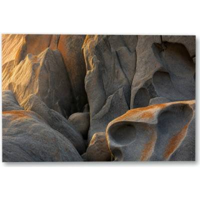 Plakát – Zvětralé skalní tvary v teplém světle 135 × 90 cm Bez rámu Ne Bez rámu
