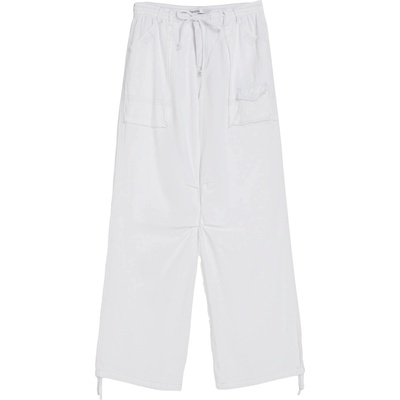 Bershka Панталон бяло, размер XL