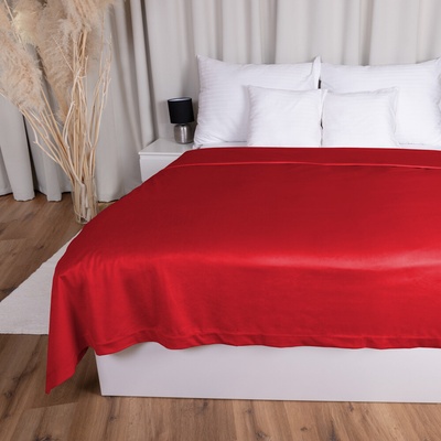 Biante Sametový přehoz na postel Velvet Premium SVP-051 Sytě červený 140x220 cm