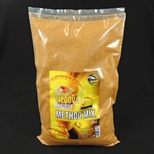 Black Carp Method Mix Medová kukurica 2kg