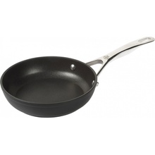 Ballarini Tradiční pánev Alba 24 cm s titanovým povrchem