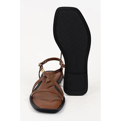 Karl Lagerfeld сандали с равна подметка дамски от кожа Brio Ii (KL85423.022)