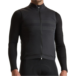 Rapha Мъжки елек за колоездене Rapha Brevet Lightweight Insulated Gilet Cycling vest - Black / Black - размер XL (054-0399-0114)