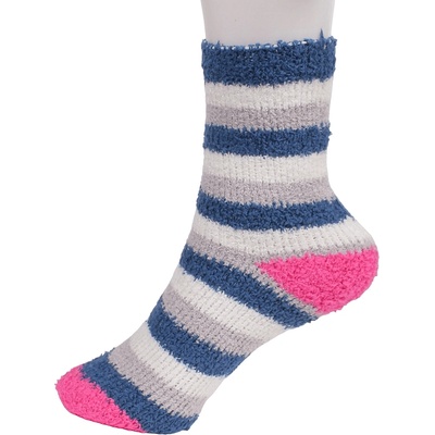 Дамски чорапи от букле с раиран десен в бяло, сиво и синьо