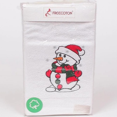 Коледен комплект кърпи в бяло и червено с бродерии