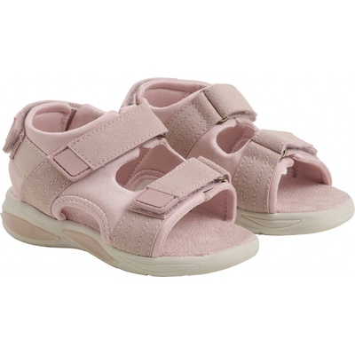 En Fant blikajúce Misty rose