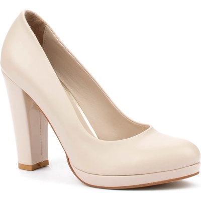 Дамски бежови обувки на широк ток