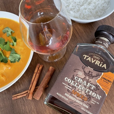Strong drink Tavria Craft Collection Spiced 40% 0,5 l (holá láhev)