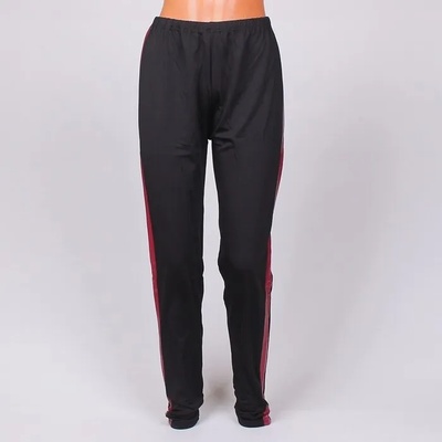 Ватиран черен дамски клин с винено червена кожена лента