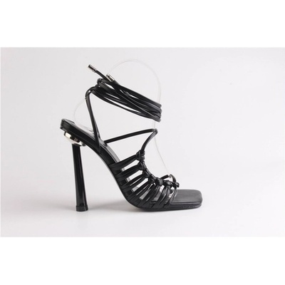 Chic Сандали Chic Women's Strappy Tie-Up Flat Sandal - Black