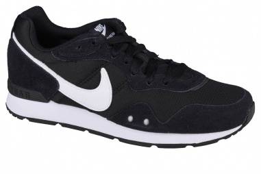 nike venture runner ghost