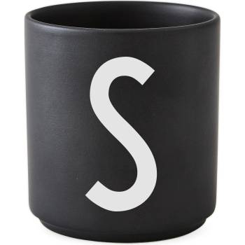 Design Letters Чаша халба aj буква s порцеланова черна (10204000s)