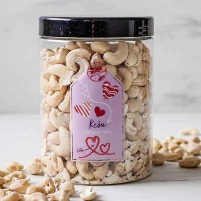 Oříškov.eu Kešu ořechy natural550 g