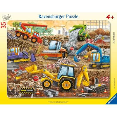 Ravensburger - Puzzle Working Hard - 1 - 39 piese