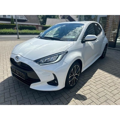 Toyota Yaris Hybrid Teamplayer 86 kW