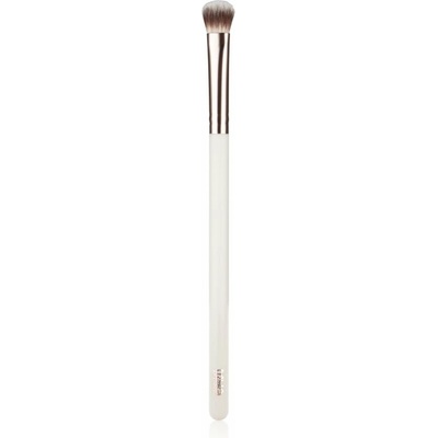 MUA Makeup Academy Brushes Flat Eye Base plochý štetec na očné tiene 1 ks