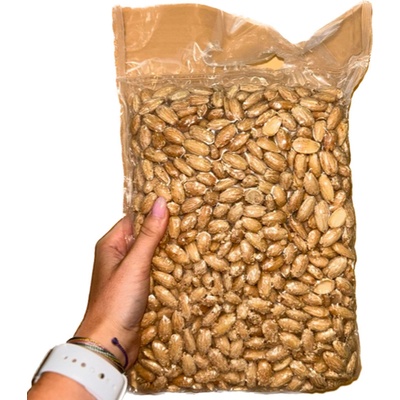 Dafit Mandle loupané pražené solené 1 kg