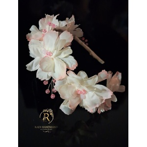 Radi handmade Диадема с нежно екрю цветя и светло розови нюанси (100Р±)