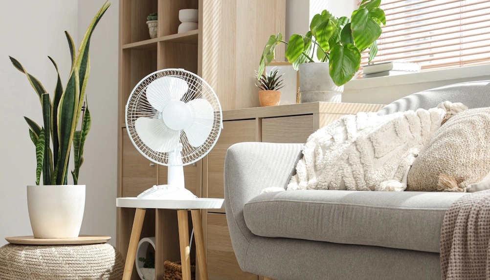 Ventilátor doma zajistí ochlazení a příjemnou cirkulaci vzduchu 