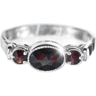 Český granát prsten stříbrný 120560