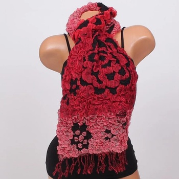 Image 1 of Ефектен шал с две лица в червено, розово и черно