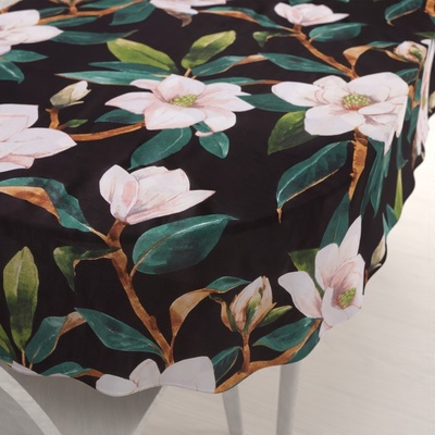 Biante bavlna oválný ubrus Sandra SA-300 Květy magnolie na černém 120x180cm