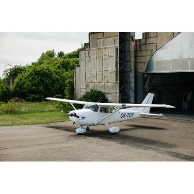 Vyhlídkový let nad Brnem a okolím letounem Cessna 172 pro 1-3 osoby