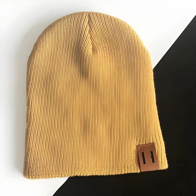 Jednobarevná dětská čepice Žlutá