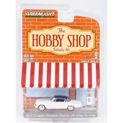 GreenLight Studebaker Commander 1954 + Gas Pump 1:64
