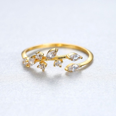 Grace Silver Jewellery Stříbrný prsten se zirkony Olivová ratolest stříbro P J8152 6 Zlatá