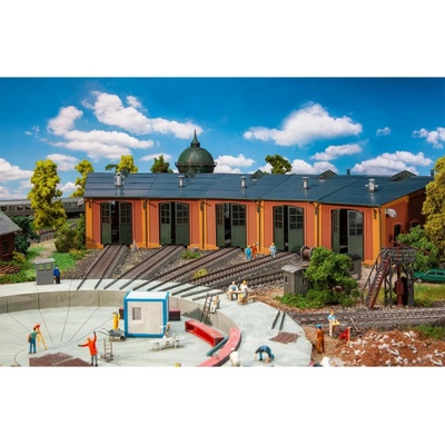 Faller Локомотивен депо-хале с 12° ъгъл на коловозите (120281)