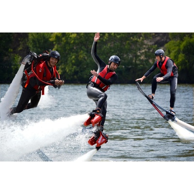 Univerzální poukaz pro 1 osobu 30 min Flyboarding Hoverboard nebo Jetpack výběr na místě